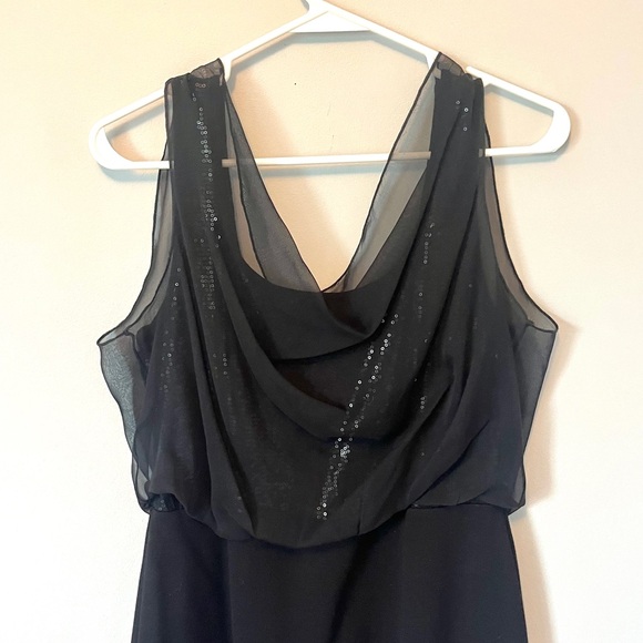 bloomingdale’s black elegant sleeveless tight-fitted dress with sheer & sparkles - Picture 6 of 16